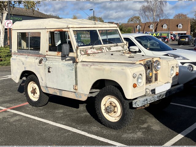 Land Rover Series 2a